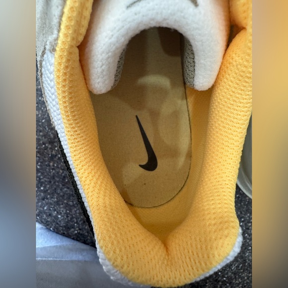 Nike Women's Tech Hera Shoes 6 - Picture 10 of 14